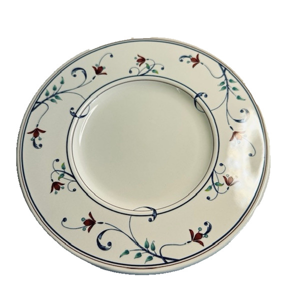 Mikasa Annette Bread&Butter Plates, Set of 10 Intaglio Red Flowers, Blue Scroll - Picture 1 of 10